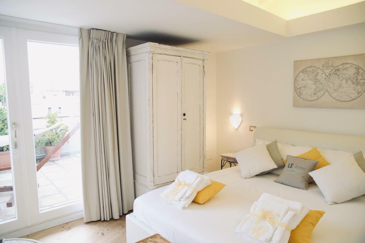 Le Home Rooms Lecce Buitenkant foto